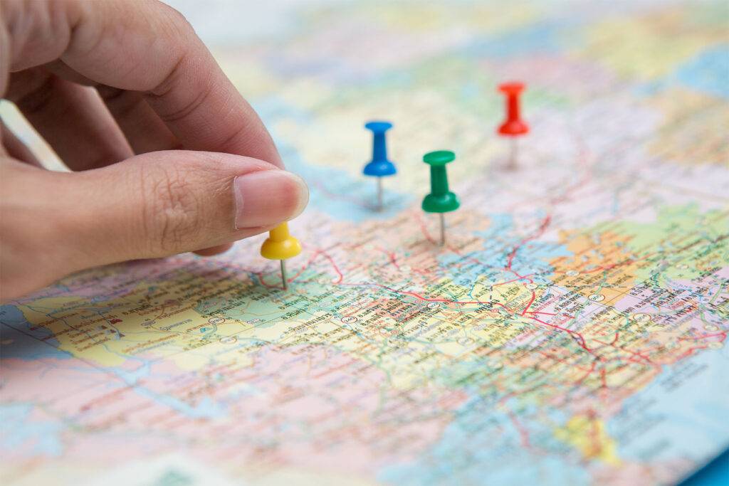 Grafico del posizionamento SEO Cagliari che mostra un'azienda in cima ai risultati locali.