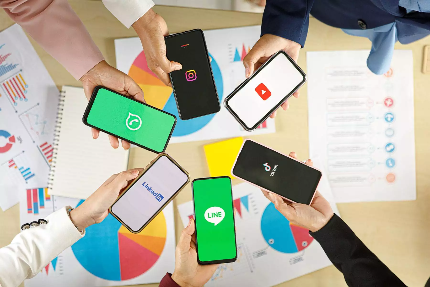 Marketing conversazionale e Intelligenza Artificiale per creare sistemi di marketing efficienti.